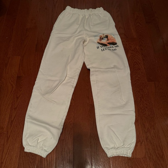 Boys Lie Let Me Go Sweatpants & Crewneck Set - Picture 15 of 16